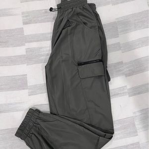 Cargo Jogger w/ Pant Set in olive green size small